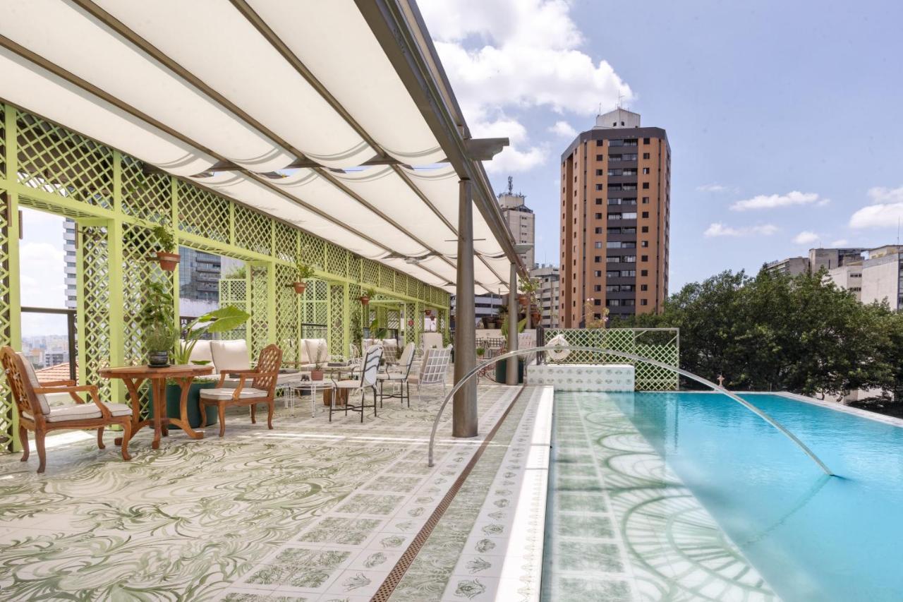Rosewood Sao Paulo Hotell Eksteriør bilde The rooftop pool at the hotel