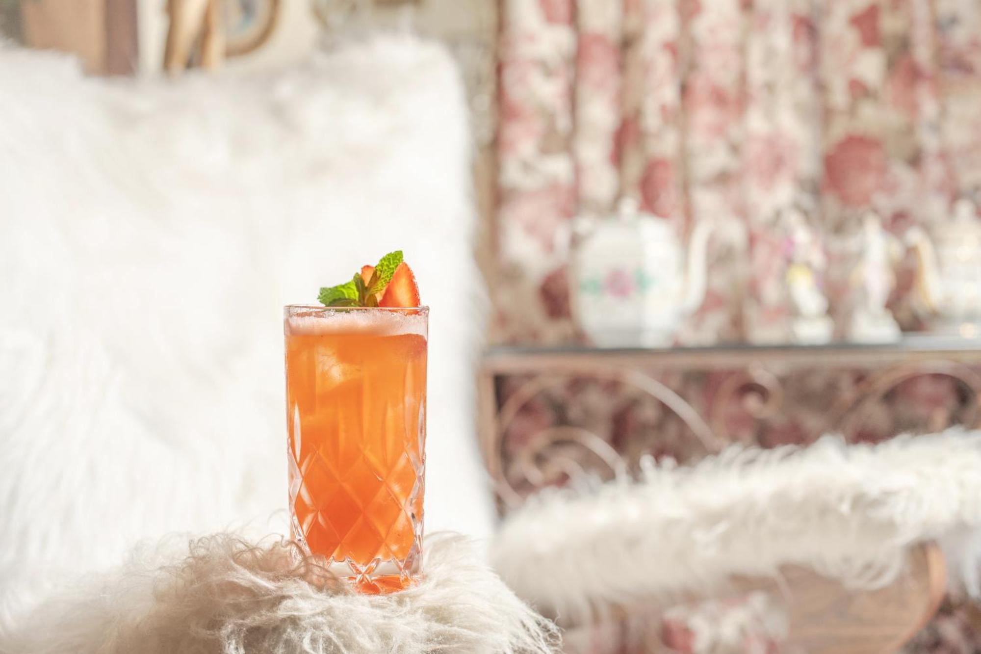 Rosewood Sao Paulo Hotell Eksteriør bilde A Greyhound cocktail